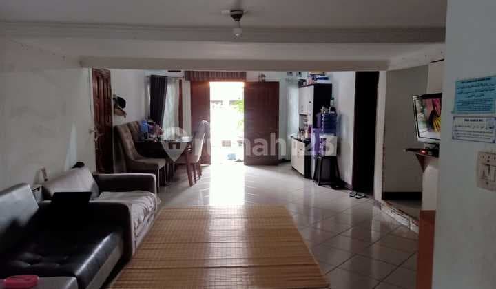 Dijual Rumah Bagus di Cibolerang Bandung