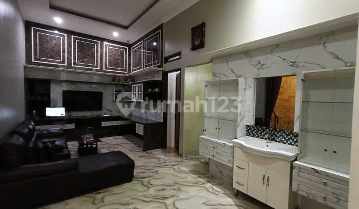 House for Sale in Taman Cibaduyut Indah, Bandung