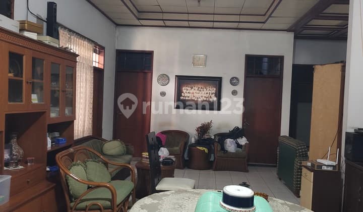 Dijual Rumah di Sayap Cikawao Bandung