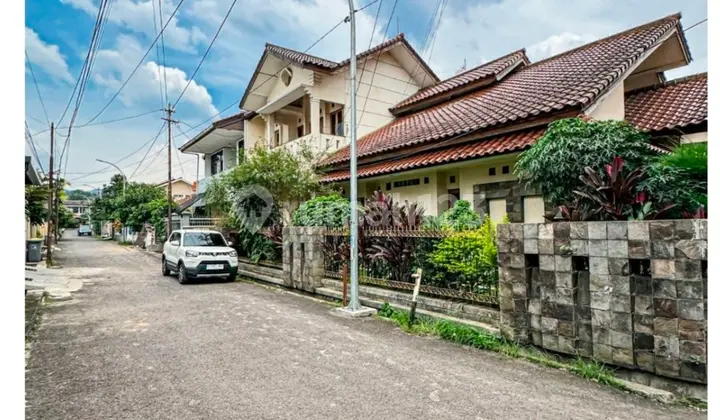 For Sale: Nice House in Cikutra, Bandung