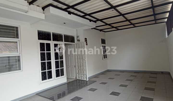 FOR SALE House In Taman Cibaduyut Indah Bandung
