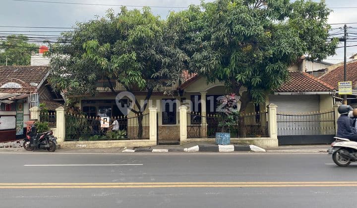 Jual Cepat Rumah 2½ Lantai Mainroad di Bandung Timur