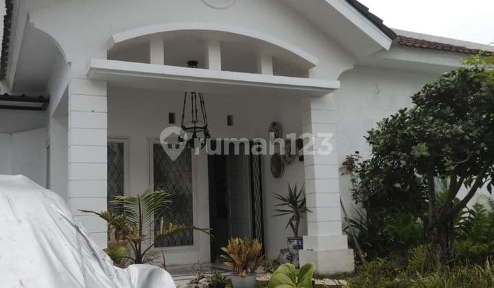 Jual Cepat Rumah Mewah Lokasi Prestisius di Setiabudi Regency Wing 1