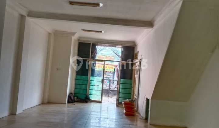 Dijual Ruko 3 Lantai Cicaheum Bandung Siap Pakai Hanya Perlu Sedikit Renovasi Lokasi Strategis di Bandung Timur