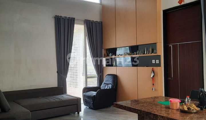 Full Furnished, Rumah, 2 Lantai, SHM, Dekat Akses Transjakarta, Dekat Akses Tol