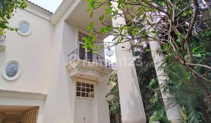 Well-Maintained 2.5-Story House + Private Pool in Kemang, South Jakarta