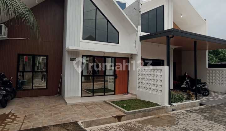 Brand New Rumah 1 Lantai Scandinavian di Cipondoh