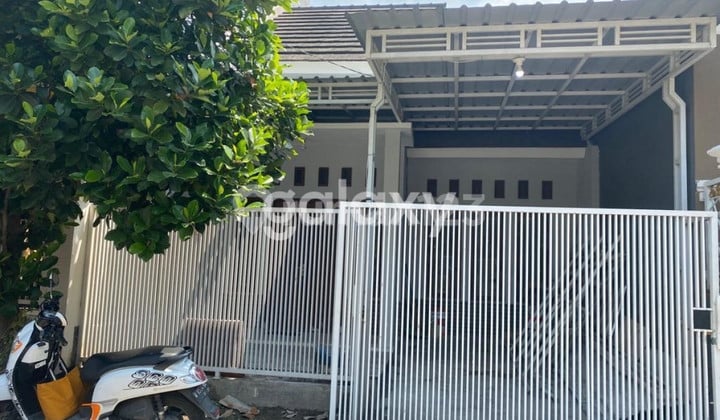 Rumah Gsr Kebomas Gresik