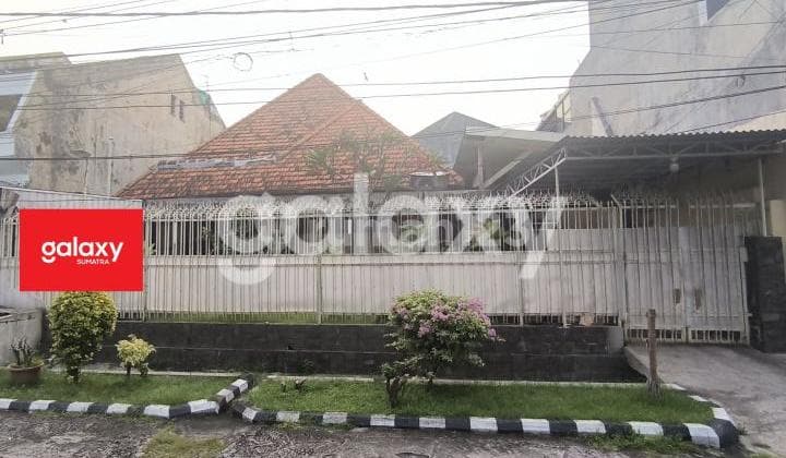 Rumah + Kost di Jl. Kahuripan Surabaya Pusat