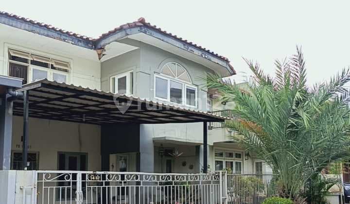 Rumah Mewah Strategis di Puri Bintaro Tangerang