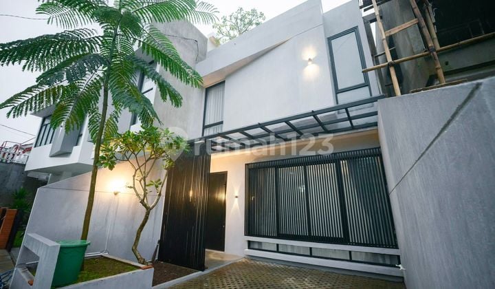Rumah Modern Aesthetic Full Furnished di Kolonel Matsuri