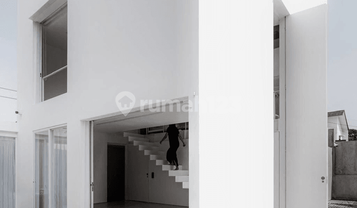 Jual Rumah Minimalis Modern di Turangga Bandung Kota