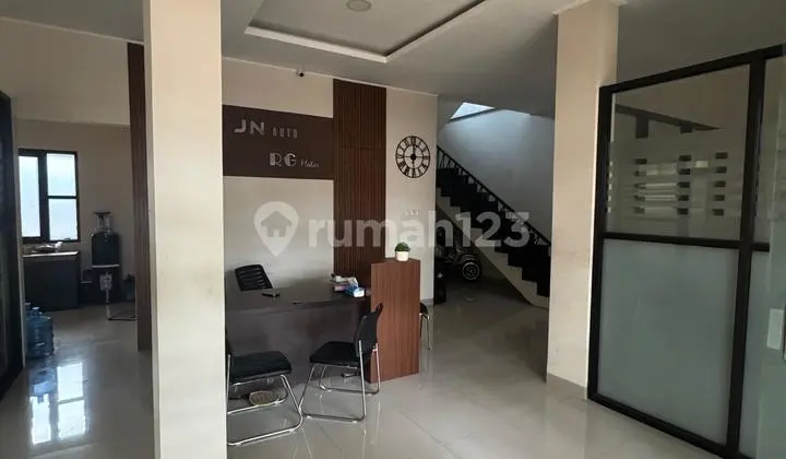 Jual Ruang Usaha Commercial Strategis di Dekat Tol Pasteur