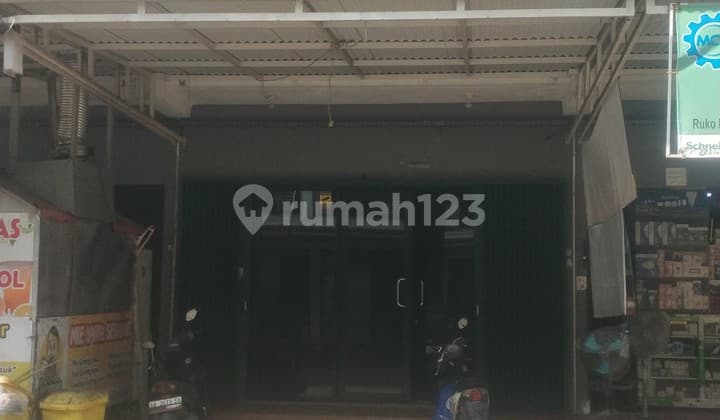 Disewakan Ruko 2 Lantai Flora Aryana Karawaci Tangerang Bebas Banjir