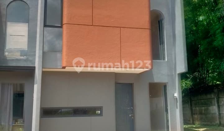 Dijual Rumah Posisi Hook 2 Lantai Lokasi Legok Tangerang Bebas Banjir