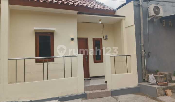 Dijual 2 Unit Rumah Gandeng Binong Permai Tangerang Lokasi Strategis Bebas Banjir