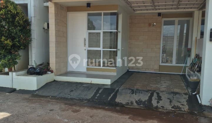 Dijual Rumah Siap Huni di Tria Adara Residence Serpong,