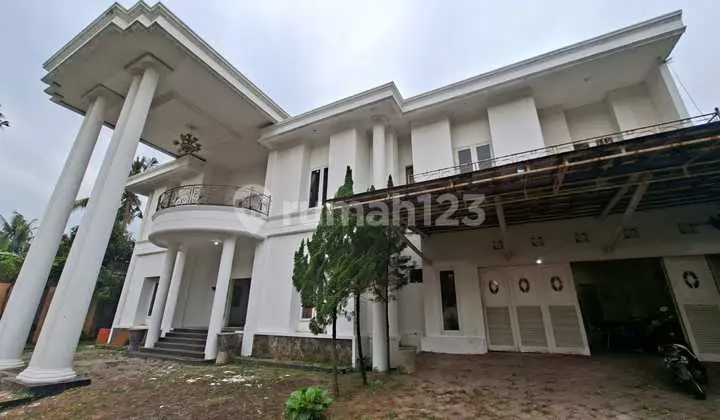 Rumah Luas di Jl Cakung di Margonda Depok