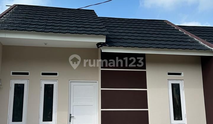 Rumah Dekat Kantor Pemerintahan Provinsi Banten