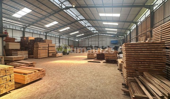 Gudang Siap Pakai Dengan Spesifikasi Premium Di Curug