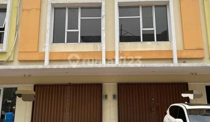 Dijual Ruko Gandeng 2 Unit Full Renovated di Arcadia Grande