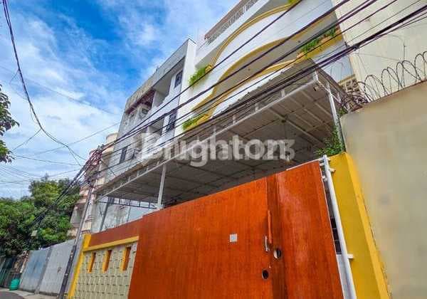 For Sale Exclusive Boarding House in Mangga Besar, West Jakarta, with ROI 8-9% Per Year