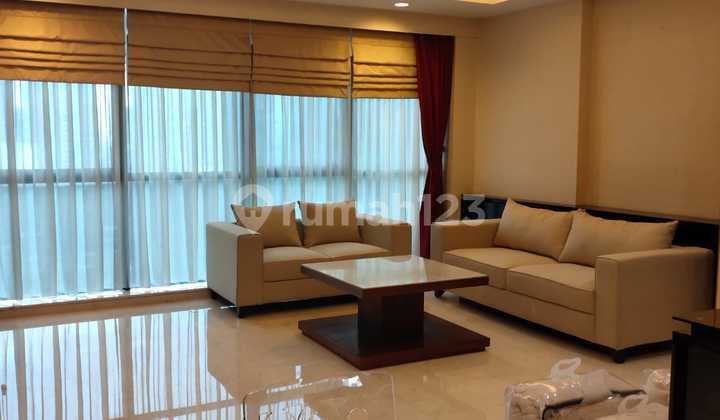 Dijual Cepat Setiabudi Residence 3 Kamar Tidur Furnished Bagus