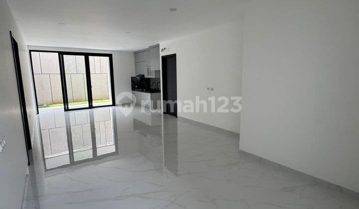 SIAP HUNI!! Rumah Mewah De Park BSD 2 Lantai Luas 250m2
