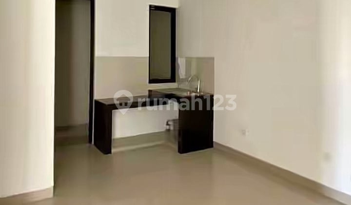 Green Royal Condo House 2Br 3Ac Ready to Occupy