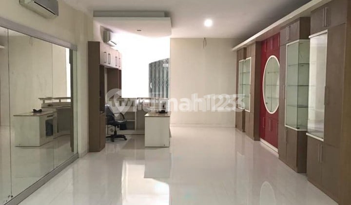 Ruko / Rukan Exclusive Pantai Indah Kapuk 4,5 Lantai