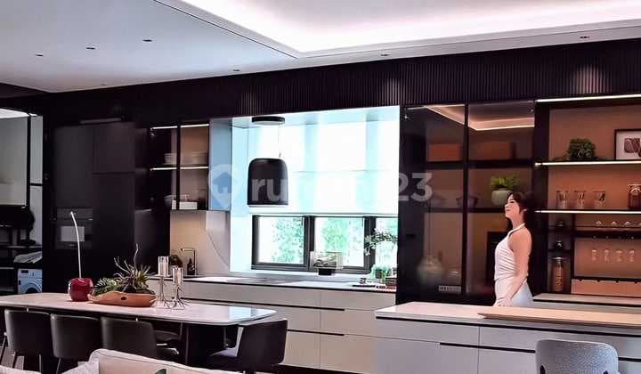 Rumah 2 Lantai Alegra Lippo Cikarang