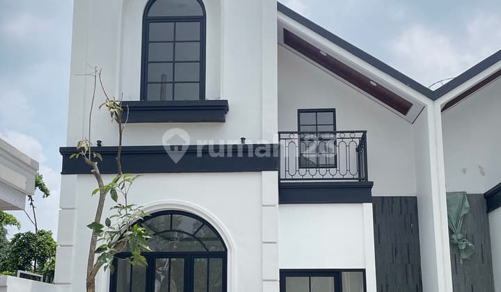 Rumah 2 Lantai Nirwana Residen Rumah