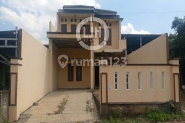 Rumah Siap Huni di Gang Dawung