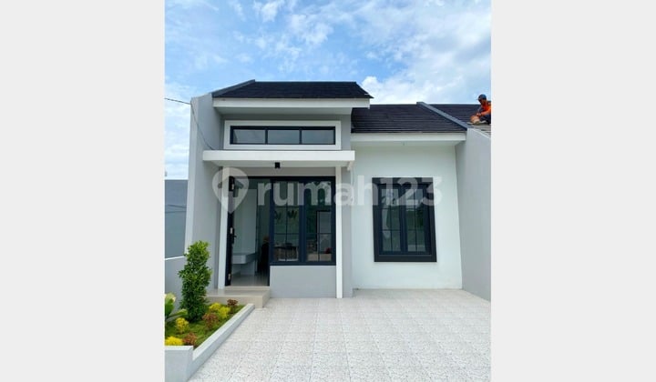Rumah Modern Minimalis Cicilan 2 JT-an Selatan Surabaya