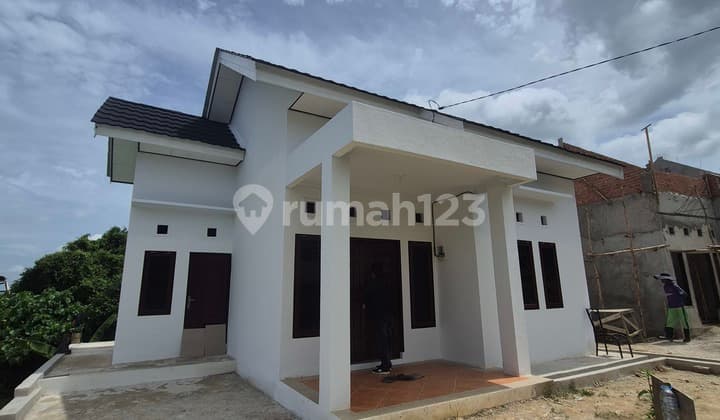 Rumah Jumbo Lokasi di Kilo 3 Belakang Untri Balikpapan