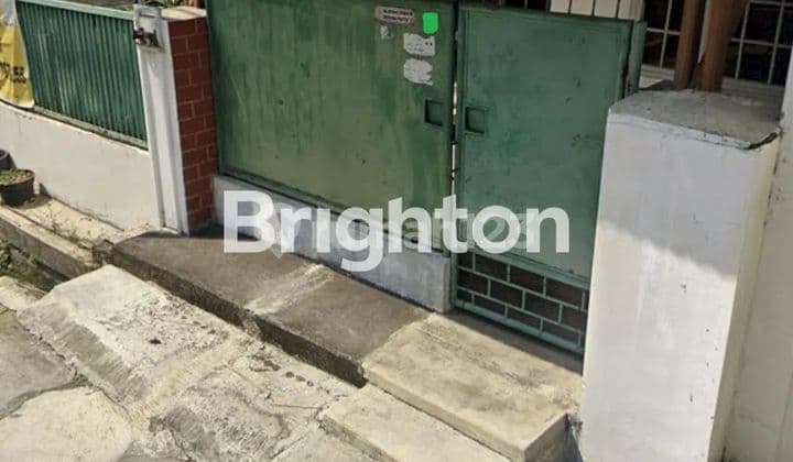 Rumah tua terawat dekat mall Mangga dua di Pemandangan