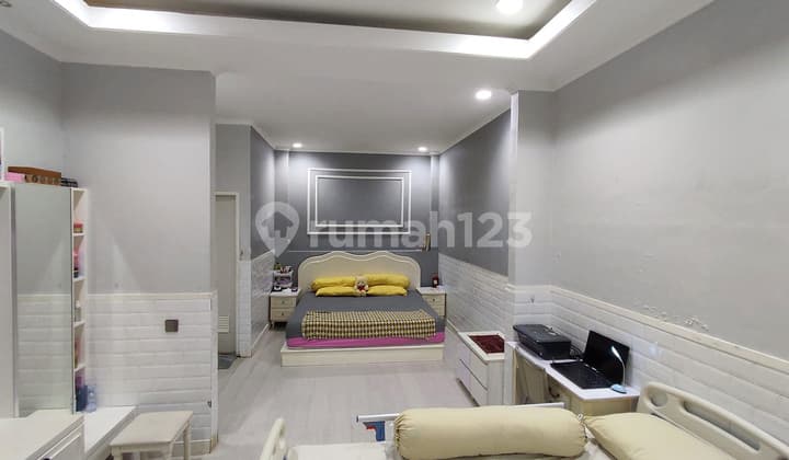 Rumah di Cluster Eksklusif Dekat Akses Tol Karawaci, Fasilitas Lengkap