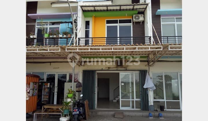 Good and Cheap RUKO Surrounded by 10 Clusters in the Developing Area of Karawaci Tangerang