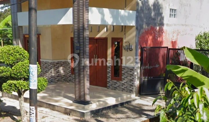 Rumah Bagus Dekat Sport Center Dan Jalan Raya Cilacap Jogja