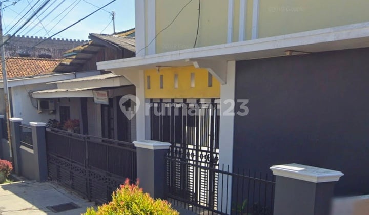 Rumah dan Usaha Kost Pusat Kota Dekat Alun Alun Cilacap