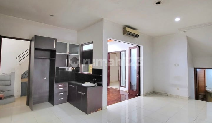 Dijual Rumah Siap Huni di EMERALD, BINTARO JAYA