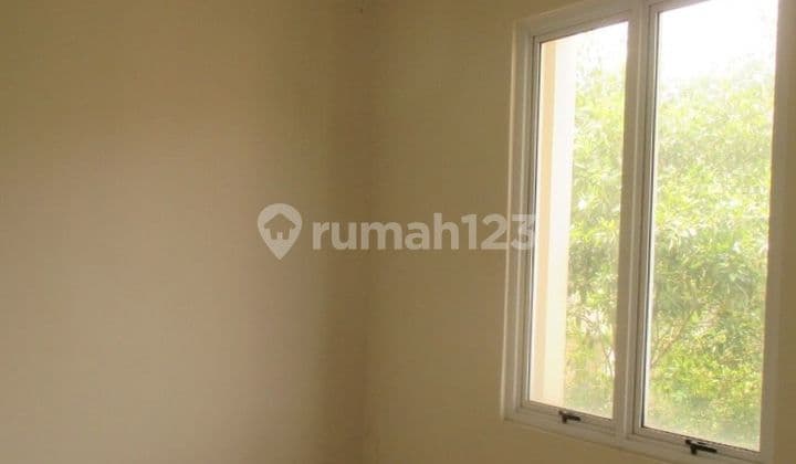 For Sale Beautiful House Located in Cluster Assana, Vanya Park