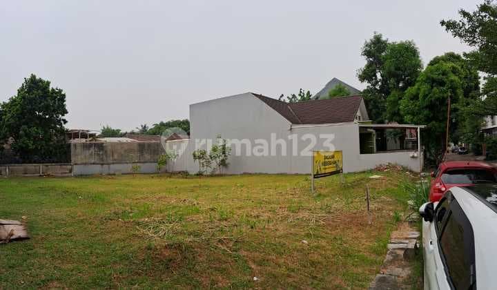 For Sale, Strategically Located Plot in Nusaloka