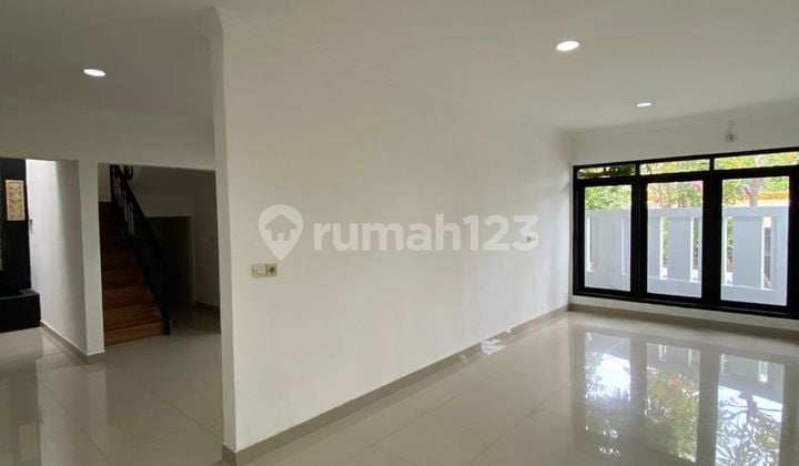 Dijual! Rumah Modern Harga Miring di Ciledug Siap Huni