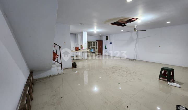 Dijual 2 Ruko Gandeng Siap Huni di Kapuk Indah
