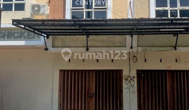 Ruko Emerald Disewakan Cocok untuk Cafe Kantor dan Klinik
