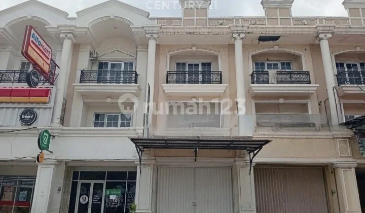 Strategic Shop House for Rent in Harapan Indah Commercial Center, Busy Location Strategic Shop House for Rent in Harapan Indah Commercial Center, Busy Location