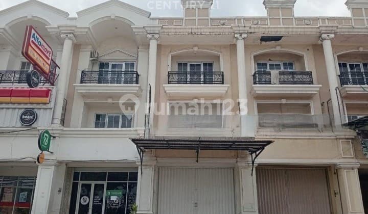 Ruko Strategis Disewa di Sentra Niaga Harapan Indah Lokasi Ramai