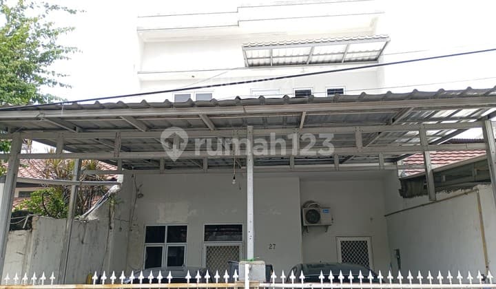 Dijual Rumah Nyaman Siap Huni di Taman Modern Jakarta Timur