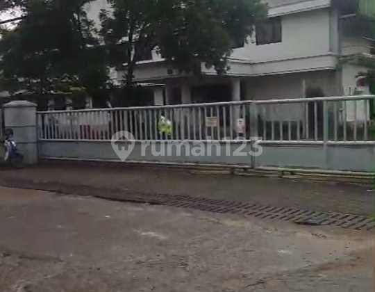 Gudang Luas Eks Pabrik Sparepart Cibinong Gunung Putri Bogo